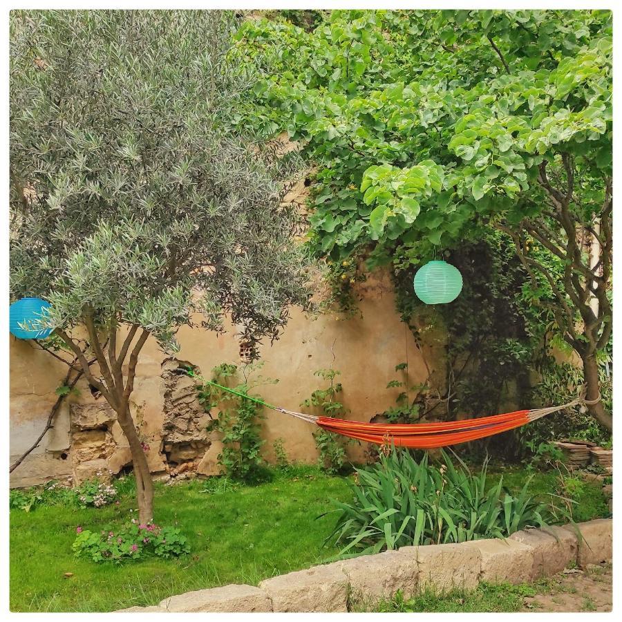 Bed and Breakfast La Vigneronne Des Costieres Вовер Екстер'єр фото